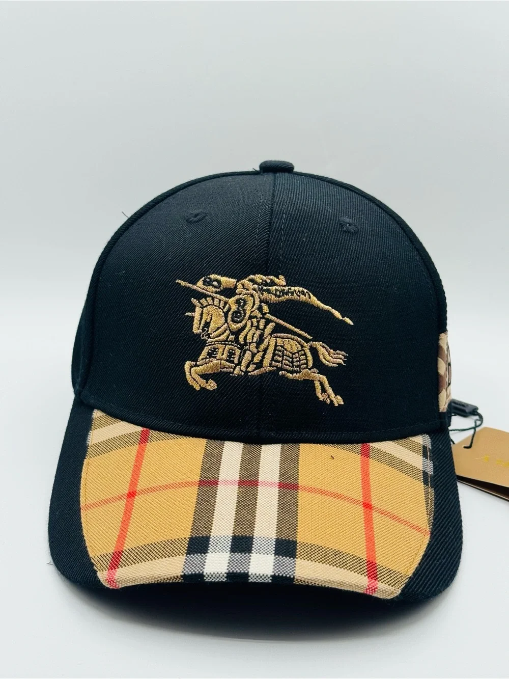Burberry Cap - Picture 1 of 14